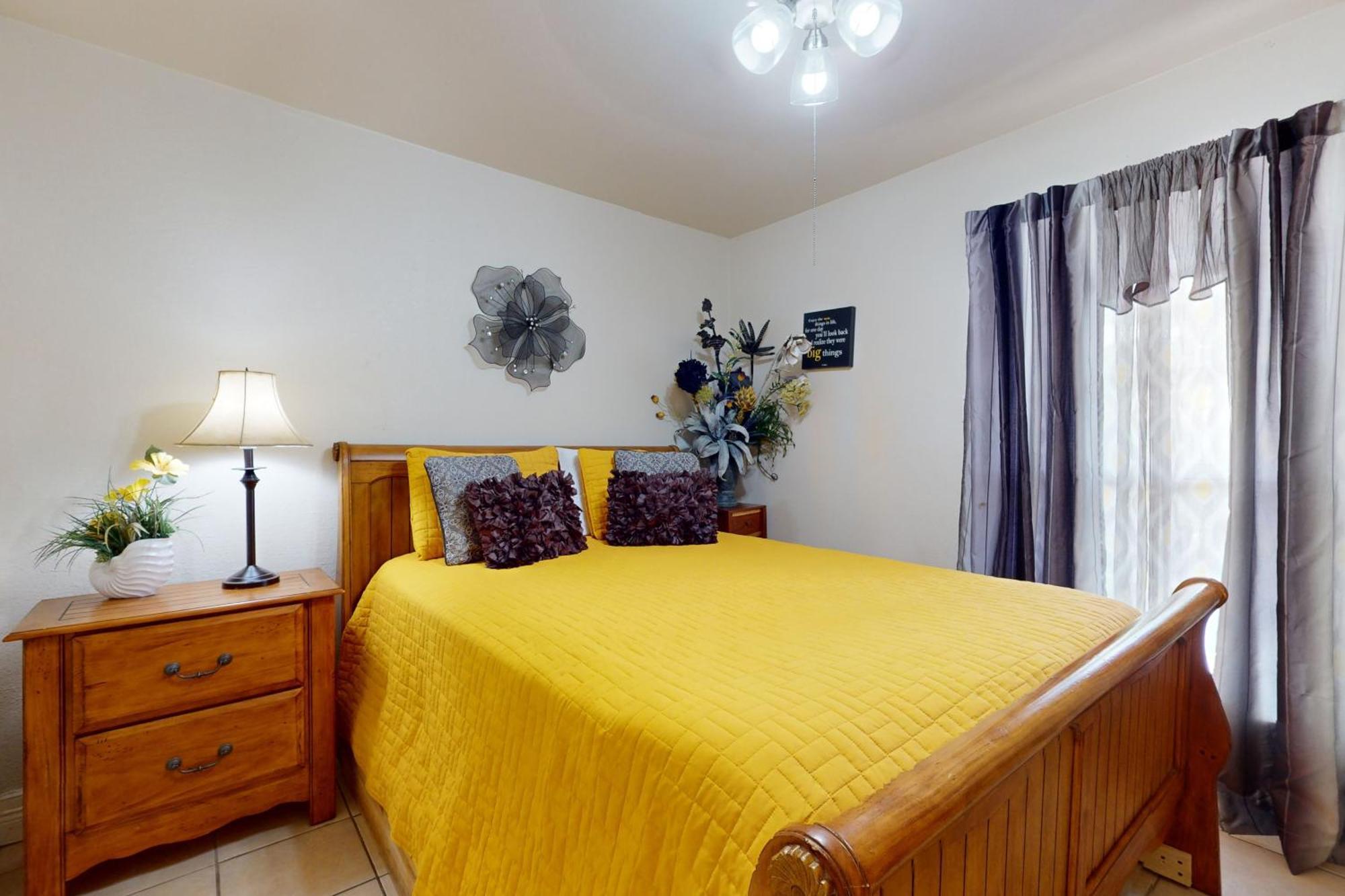 Butterfly Vine Escape Villa South Padre Island Exterior photo